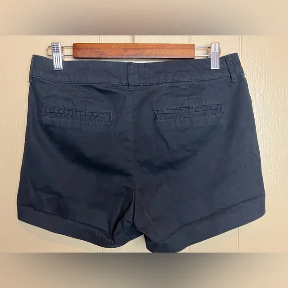 Old Navy Black Pixie Shorts - Picture 3 of 3